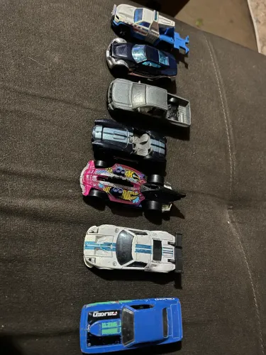 Oito Pick-up miniatura Hot Wheels