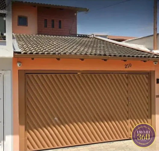 Sobrado à Venda em Guilhermina Esperança, São Paulo - SP