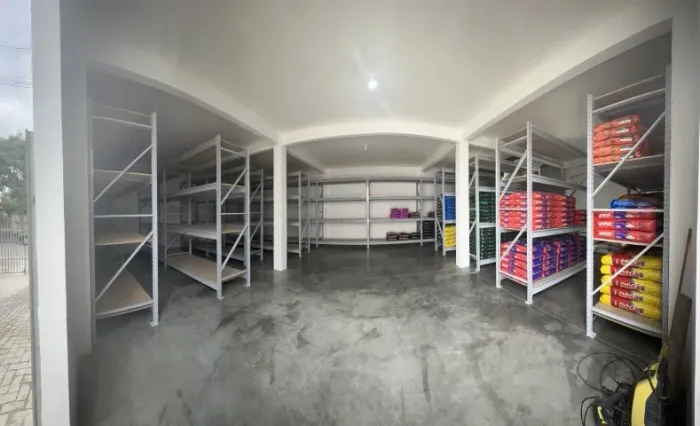 Prateleira para Pet Shop