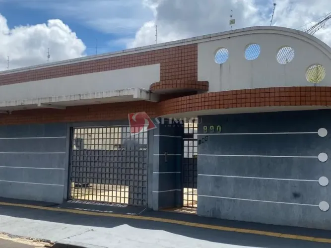 Kitnet à venda e para alugar em Maringá, Zona 07, com 1 quarto, com 17.48 m², Condomínio A