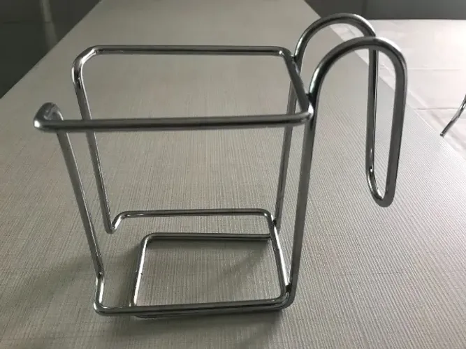 Suporte aramado caixa leite