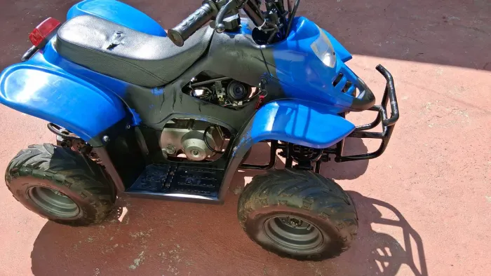 Quadriciclo Elétrico e gasolina 