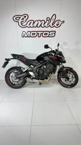 CB 650F IMPECAVEL