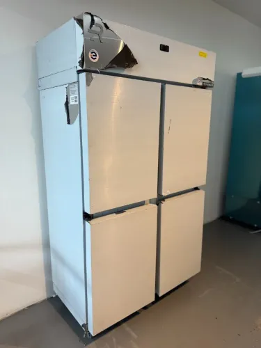 Mini camara fria 4 portas refrimate congelados (alef)