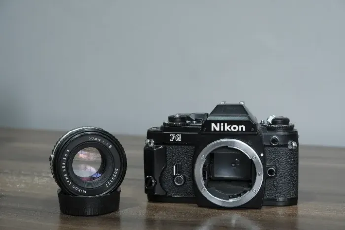 Nikon FG Analógica com Lente 50mm 1.8