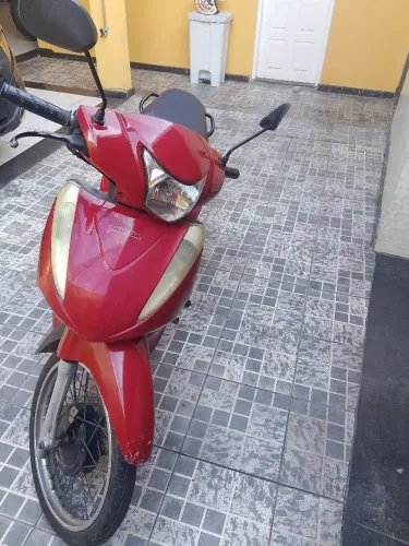 Vendo biz 100 com partida 