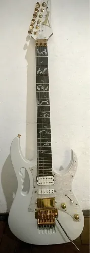 Guitarra Ibanez RG CUSTOM JEM TUNADA!