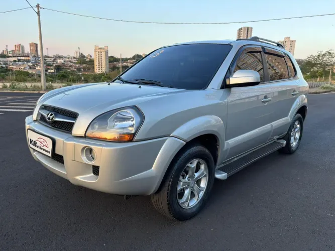 Hyundai Tucson 2.0 16V Aut. 2013