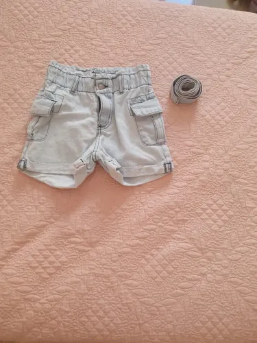 Short cargo infantil da Palomino tamanho 06 com cinto de tecido