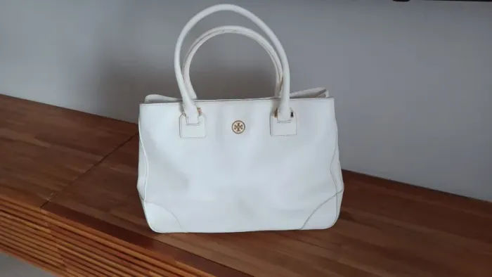 Tory Burch linda Bolsa de ombro e mão na cor branca