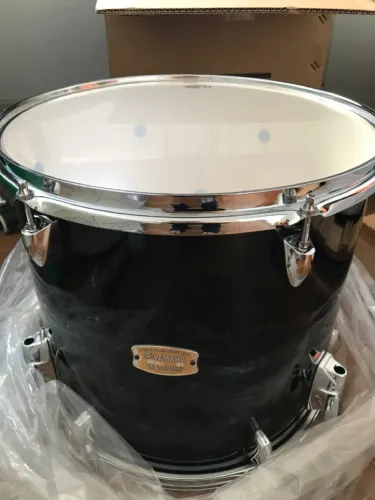 SURDO YAMAHA - Bateria Série Stage Custom