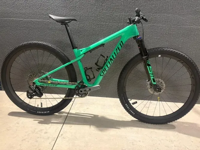 Bicicleta Epic World Cup Expert