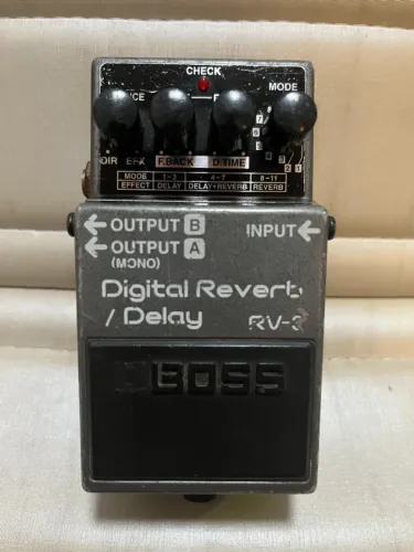 Pedal Boss RV-3 Reverb/Delay - Made in Japan - Raridade - Conservadão!!!