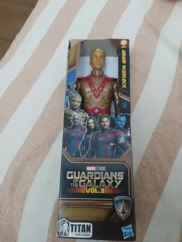 Boneco Adam Warlock, série Guardiões da Galáxia, Volume 3, marca Hasbro