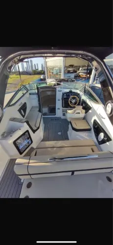 Lancha Focker 242 GTC com apenas 40 horas e so de agua doçê!