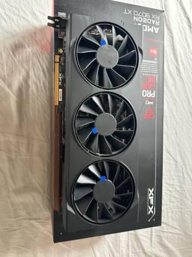 Placa de vídeo RX 9070 XT Triple Fan XFX