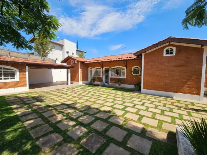 Casa com 4 dormitórios, 2 suítes, piscina e área gourmet no Jardim Parque das Palmeiras- S