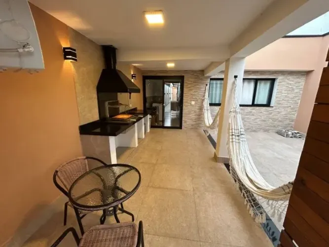 Casa - 2 dormitórios - 100 m² - Estrela D'alva - Caraguatatuba