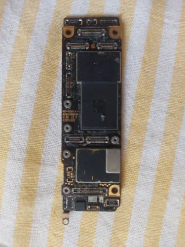 Placa mãe iPhone 11
