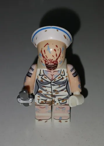 BONECO MINIATURA LEGO NURSE SILENT HILL ENFERMEIRA