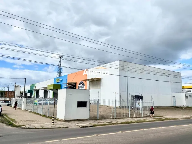 Pavilhão/Loja para alugar no bairro Humaitá em Porto Alegre