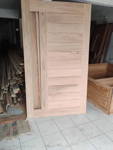 Portas jatobá e timborana atacado e varejo.