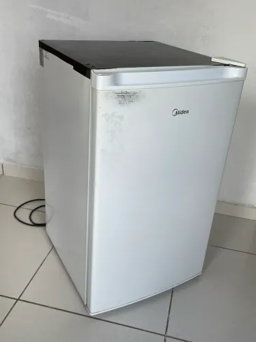 Frigobar Midea Branco - Funcionando Perfeitamente