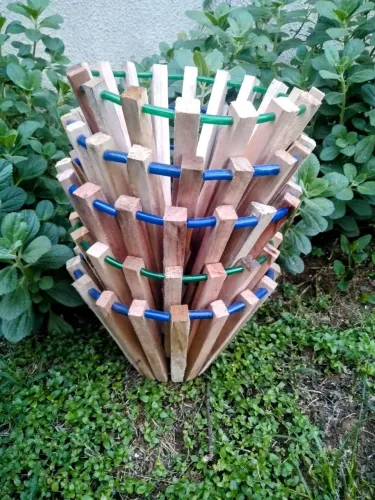CACHEPÔS RÚSTICO PARA PLANTAS ?