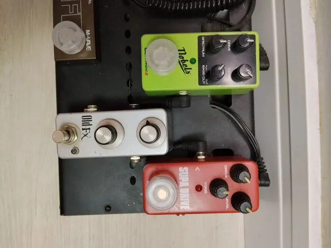 Mini pedais