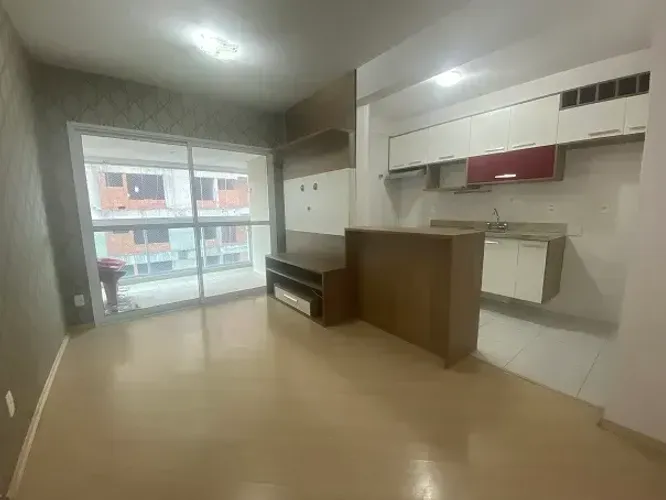 Apartamento 02 dormitórios em Alphaville - andar alto