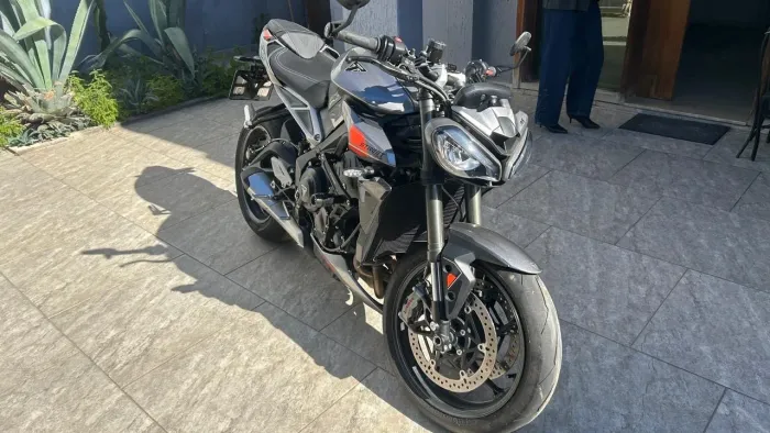 Street Triple 765 RS IMPECÁVEL - ZERO