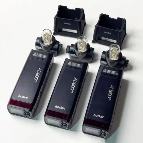 Godox AD200 Pro 200Ws TTL HSS - 3 Unidades + Suporte Duplo AD-B2