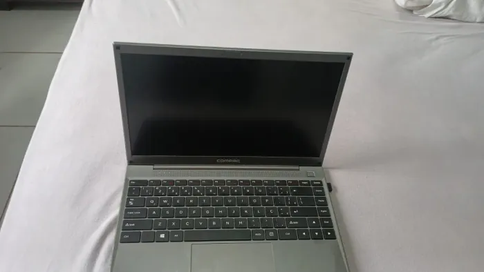 Vendo um, notebook para estudo.. 