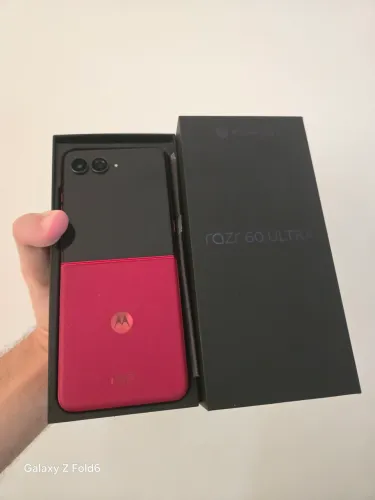 Motorola Razr 60 Ultra Rio Red+ case original vermelha Camussa