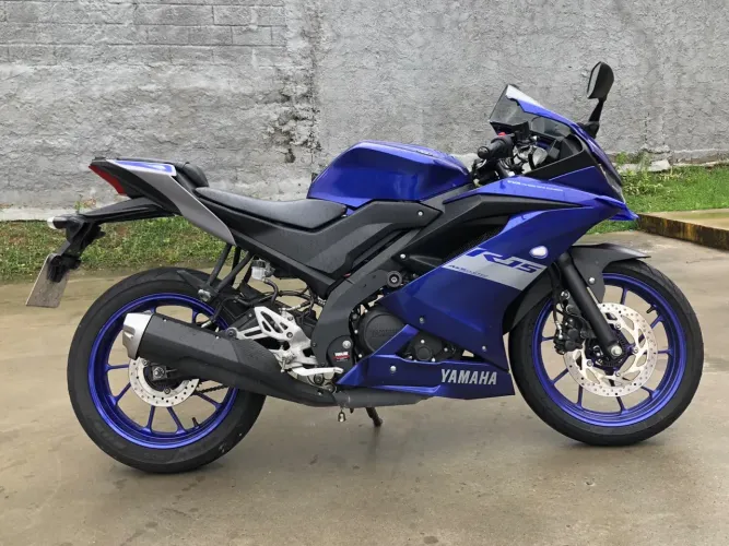 YZF Yamaha R15 2024