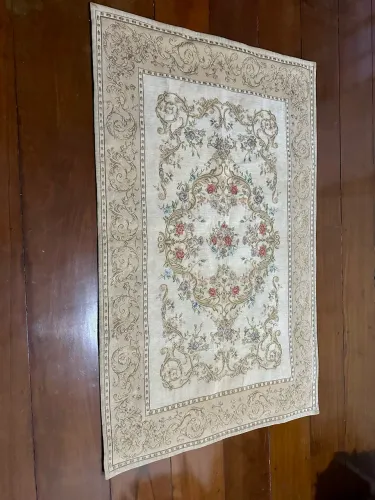 Tapete Clássico Floral Aubusson 140x86cm - Novo