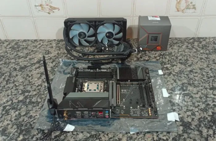 Kit Gamer DDR5 + AORUS + Ryzen + Water Asus TUF