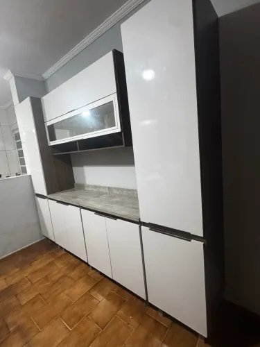 Armário de cozinha COMPLETO