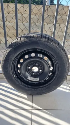 Roda de ferro 4x100 com pneu 175/65 aro 14 Original Toyota Etios Corolla Yaris