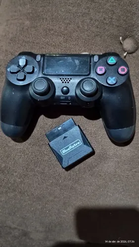 Adaptador de PS2 via Bluetooth pega controle do PS4