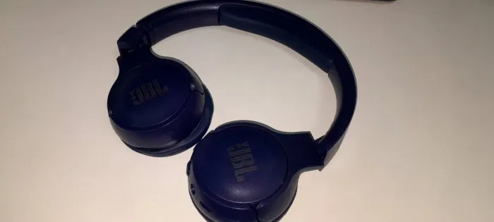 Fone Bluetooth JBL (usado)