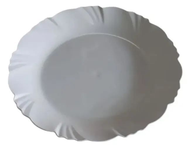 Pratos fundos com borda pétala branco plástico reutilizável