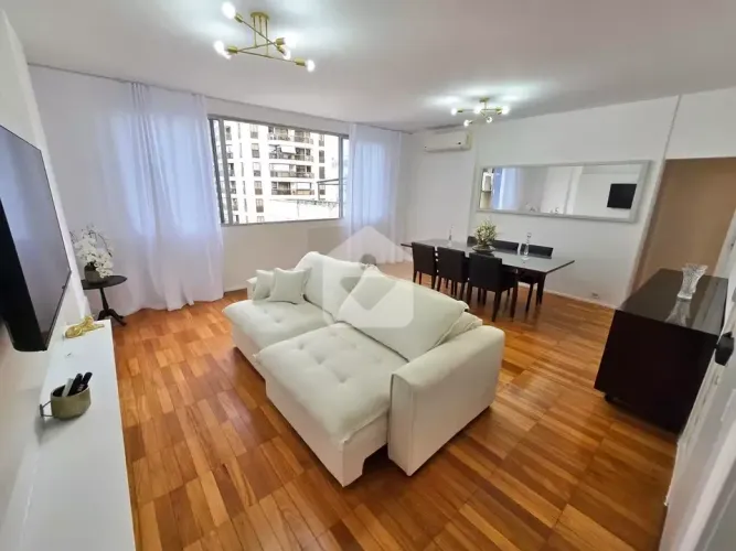 Apartamento no Quadrilátero de Ipanema com 3 quartos e vaga