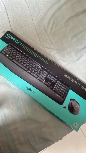 Combo teclado e mouse sem fio Logitech MK345