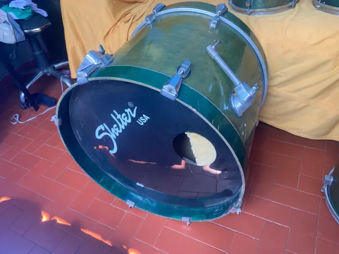 Vendo peças de bateria marca shelter