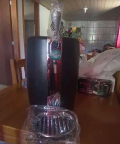 Chopeira Heineken Eletrica Beertender Máquina Chopp 5lts