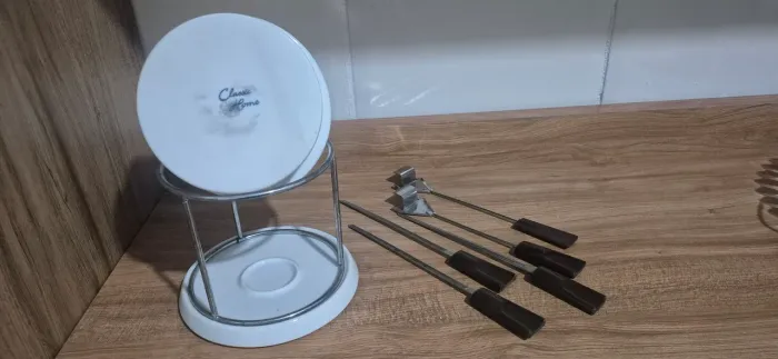 Aparelho de Fondue Porcelana R$50,00 Reais 