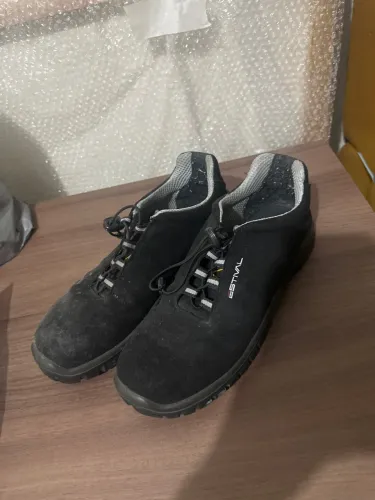 Sapatos de segurança Estival bico pvc