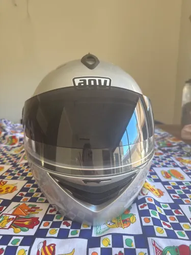 Capacete agv TAM 61