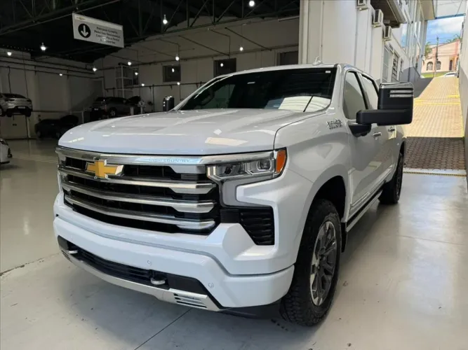 Chevrolet Silverado High Country 5.3 V8 AWD Aut. 2026